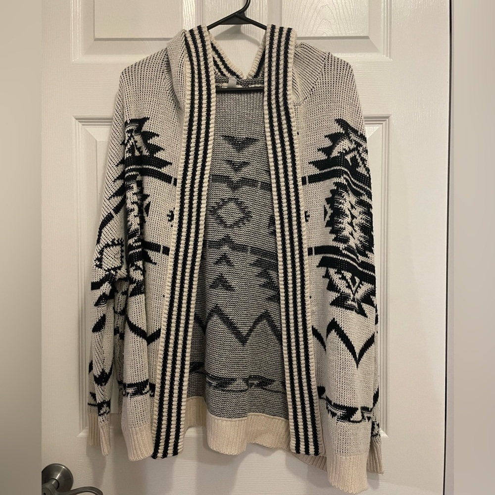 Urban Outfitters mens cardigan ecote brand
